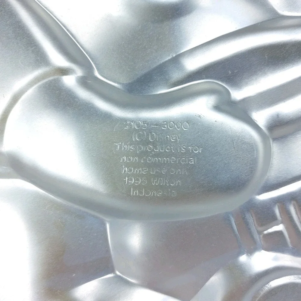 Vintage Wilton Winnie the Pooh Bear Cake Pan Aluminum 2105-3000 14